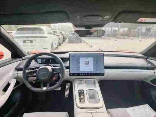 2024 Xiao Mi Su7 Max 4WD Dual EV Motor Sedan — изображение 4