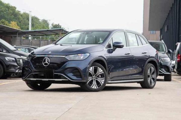 Benzz EQE SUV 500 Luxury Electric Car - Image 3