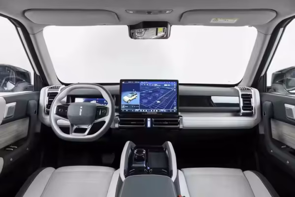 2024 Chery Icar 03 Mini Electric SUV — изображение 6