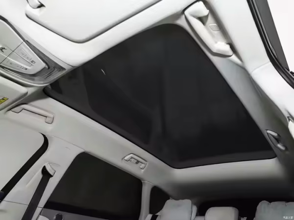 Voyah Free 2025 Electric 5-Door SUV 5-Seater — изображение 5