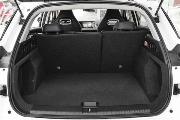 2023 Neta U Electric Car Leather Interior — изображение 6