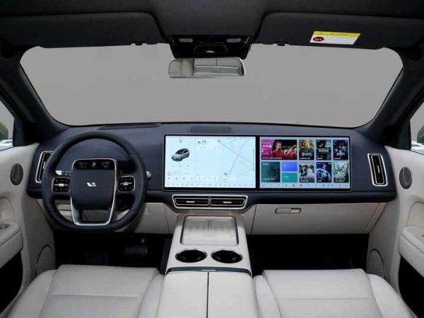 2024 Li Xiang L9 Luxury Hybrid SUV — изображение 2