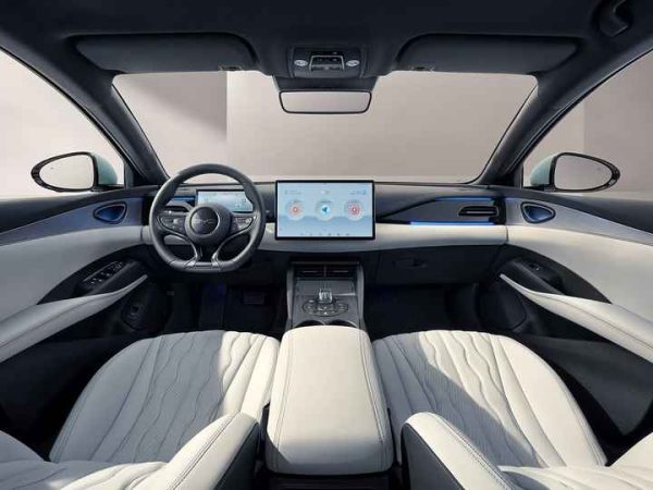 2025 BYD Seal 06 DMI Hybrid Sedan - Image 5
