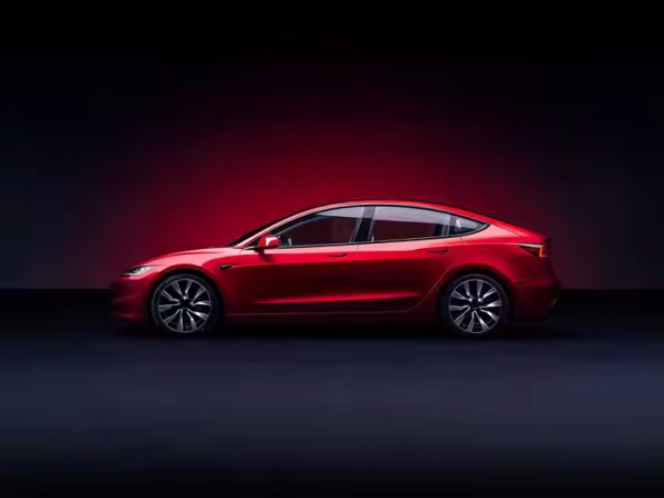 2025 Tesla Model 3 – All-Wheel Drive & Affordable EV - Image 3