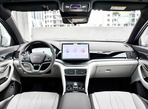 2024 BYD Song Plus DM-i Dipilot Edition - Image 5