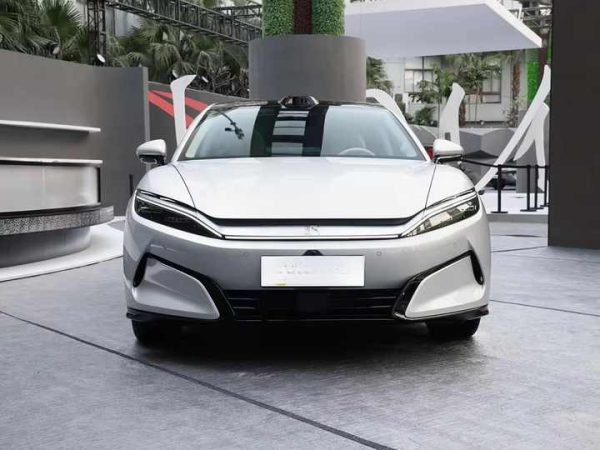 2025 BYD Han EV L DM-I Intelligent Sedan — изображение 2