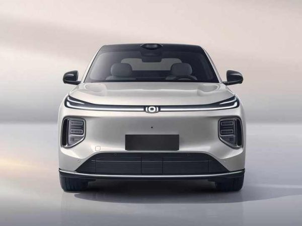 2025 Changan Qiyuan Q07 Hybrid SUV - Image 2
