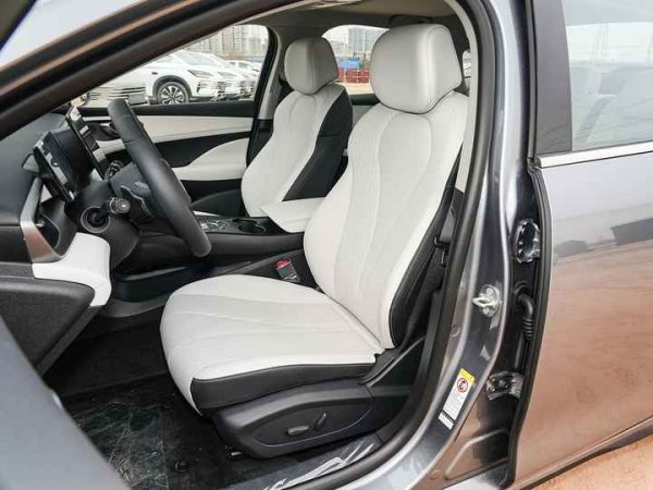 2024 BYD Seal 05 DM DMI Plug-In Hybrid - Image 4